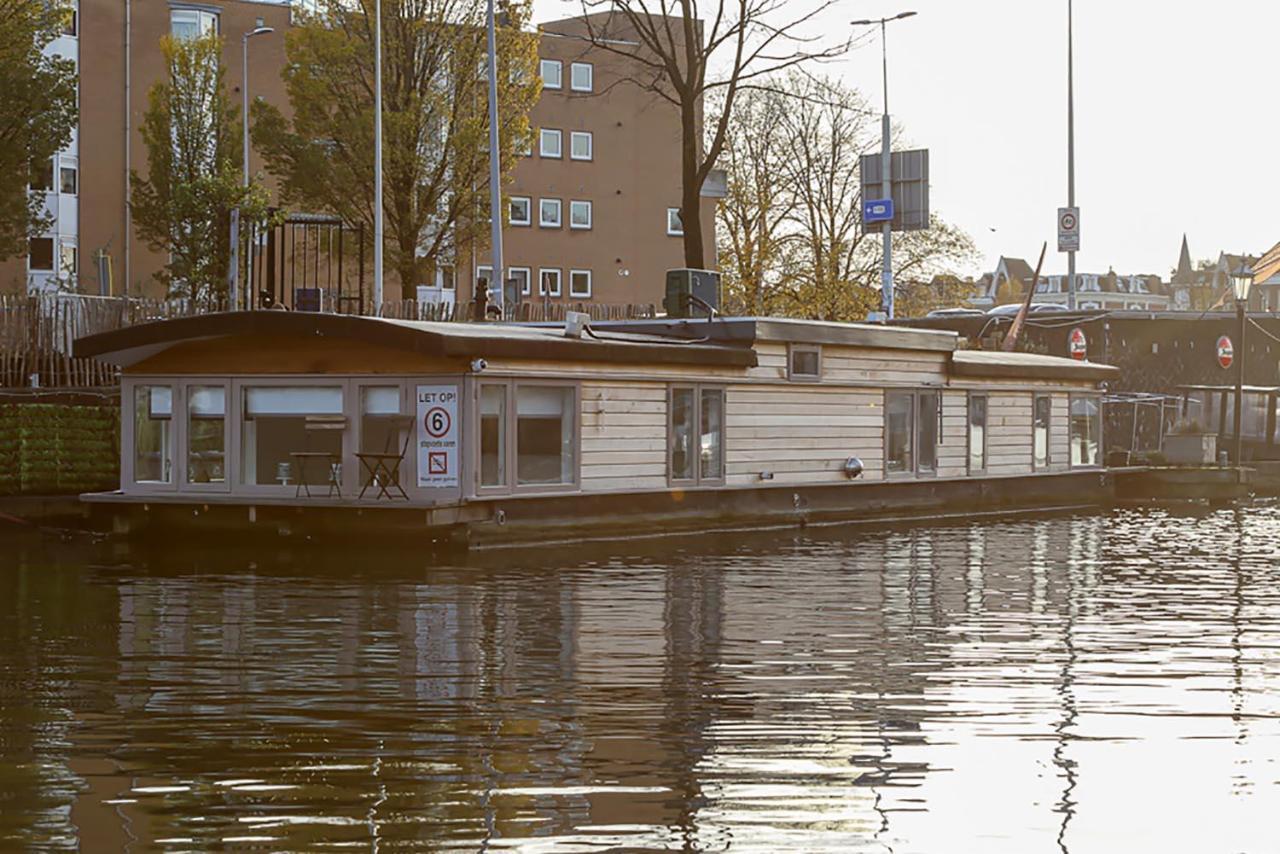 Houseboat Next To Amstel Bed & Breakfast Амстердам Екстериор снимка
